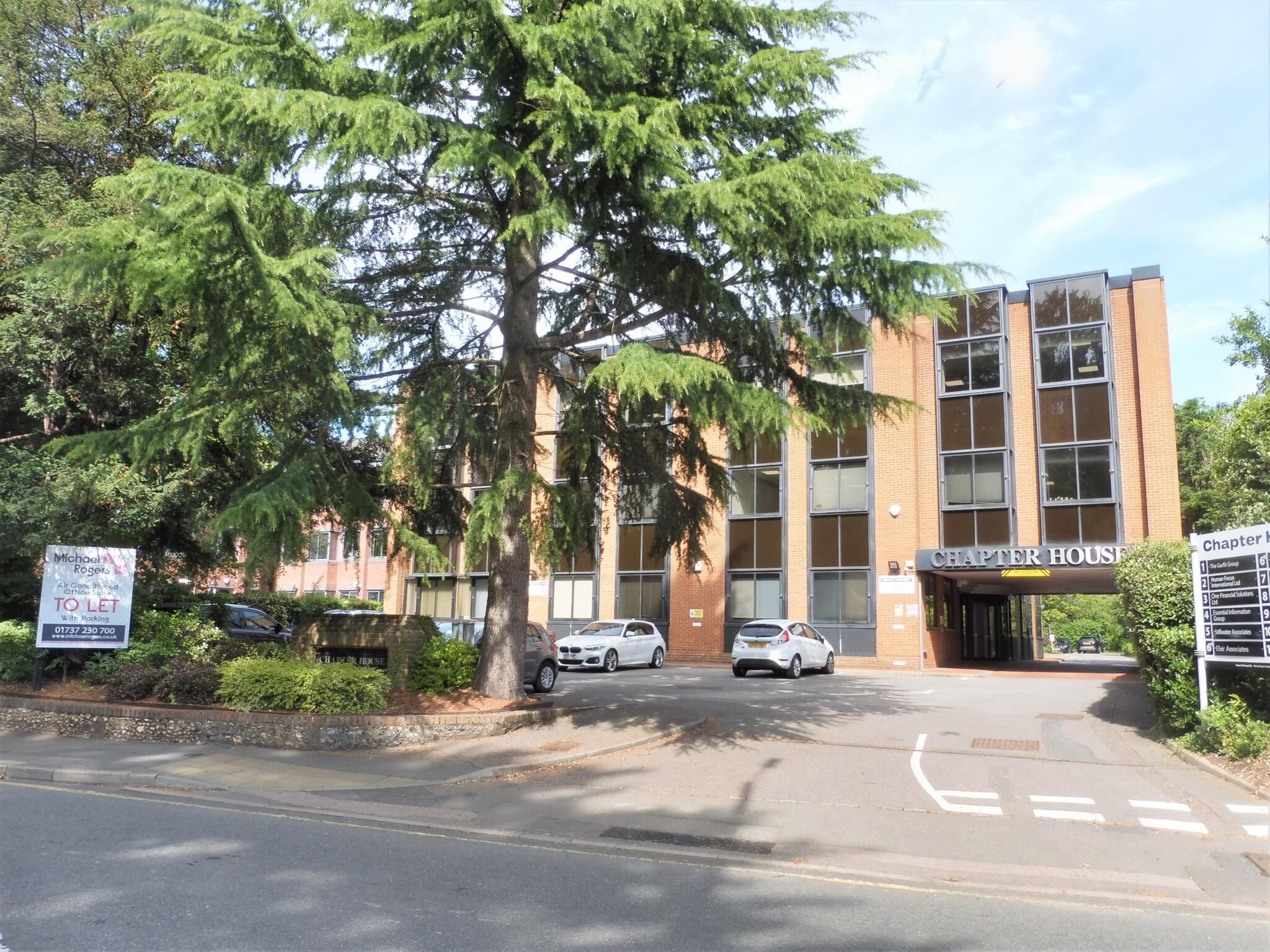 33 London Rd, Reigate à louer Photo de l’immeuble– Image 1 sur 1
