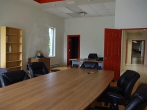 19 Rue De La Coopérative, Rigaud, QC à vendre Photo intérieure– Image 2 sur 6