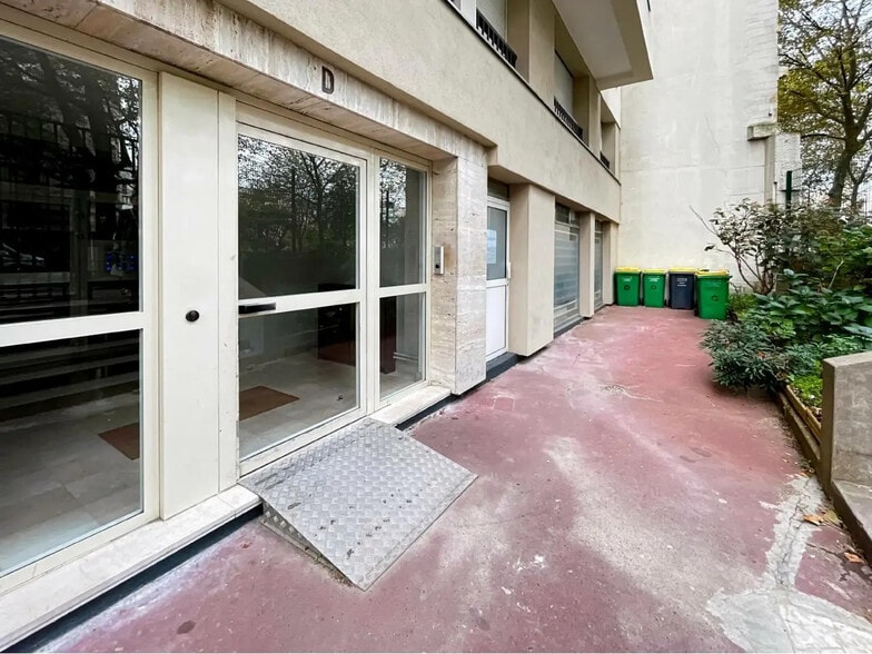 Bureau dans Paris à louer - Photo de l’immeuble – Image 1 sur 7