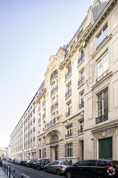 Espace de coworking dans Paris à louer - Photo principale – Image 1 sur 5