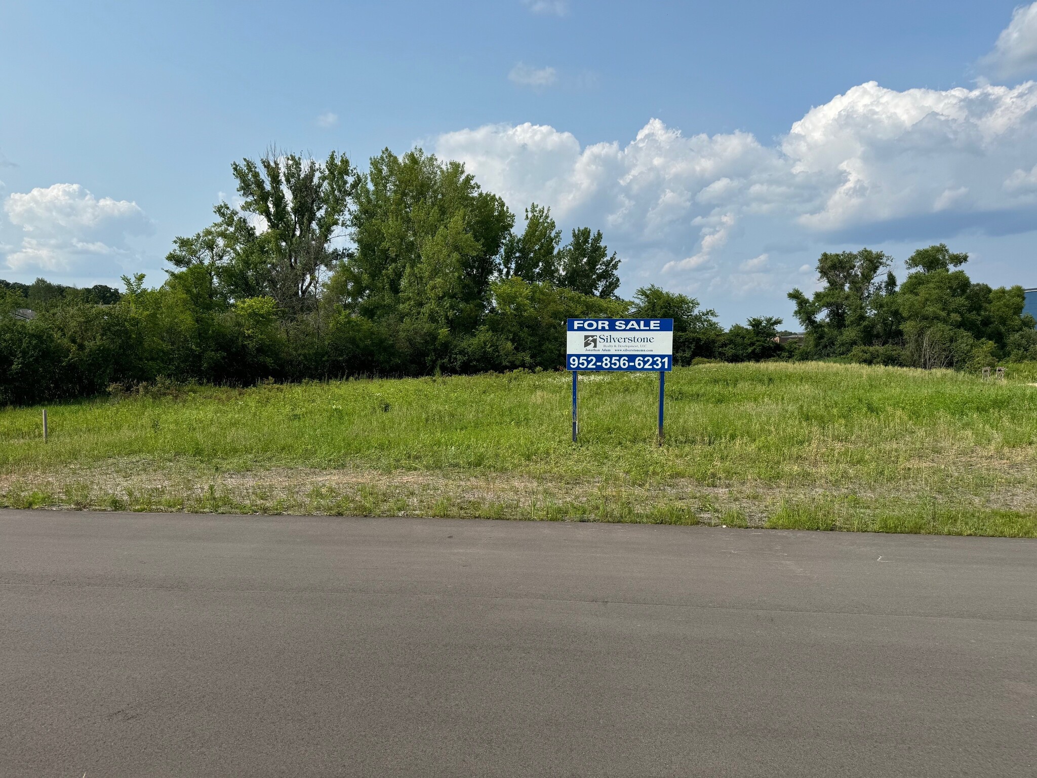 Keokuk Ave County Rd 70, Lakeville, MN à vendre Photo de l’immeuble– Image 1 sur 7