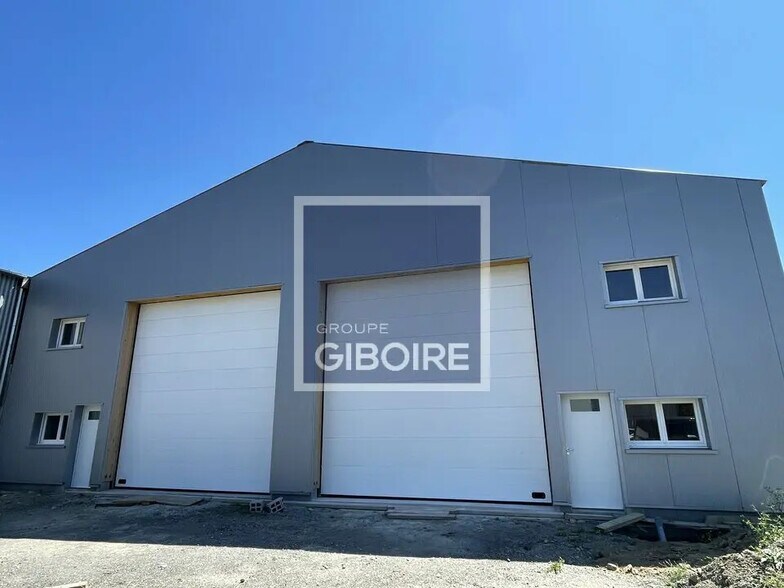 Industriel/Logistique dans Bréal-sous-Montfort à louer - Photo de l’immeuble – Image 2 sur 9