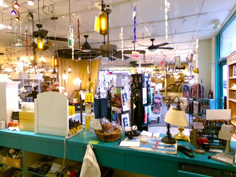 1253 US Highway 395 N, Gardnerville, NV à louer - Photo de l’immeuble – Image 3 sur 6