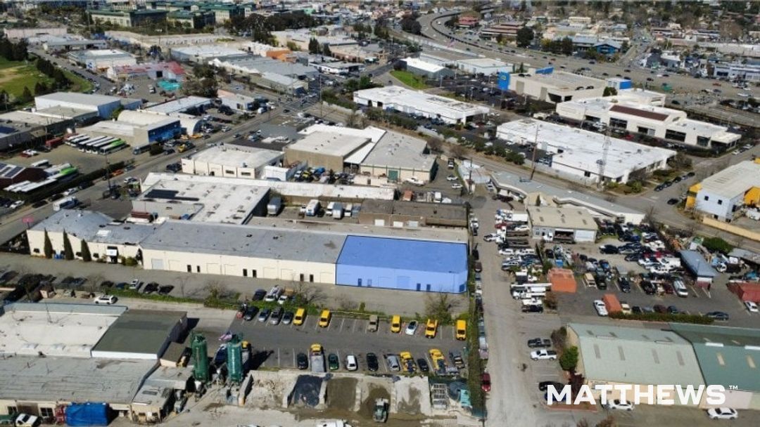 45 De Luca Pl, San Rafael, CA à louer Photo principale– Image 1 sur 6