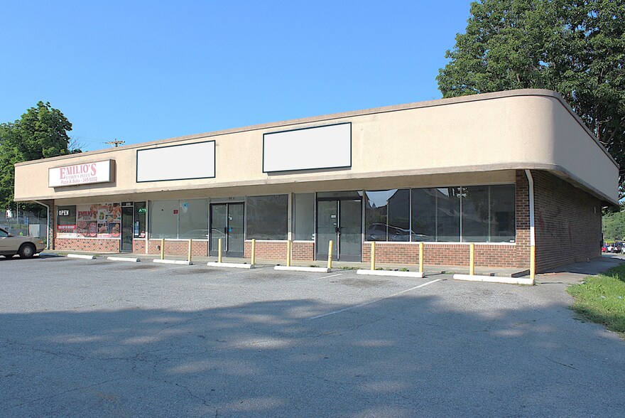 1207 Jamison Ave SE, Roanoke, VA à louer - Photo de l’immeuble – Image 1 sur 3