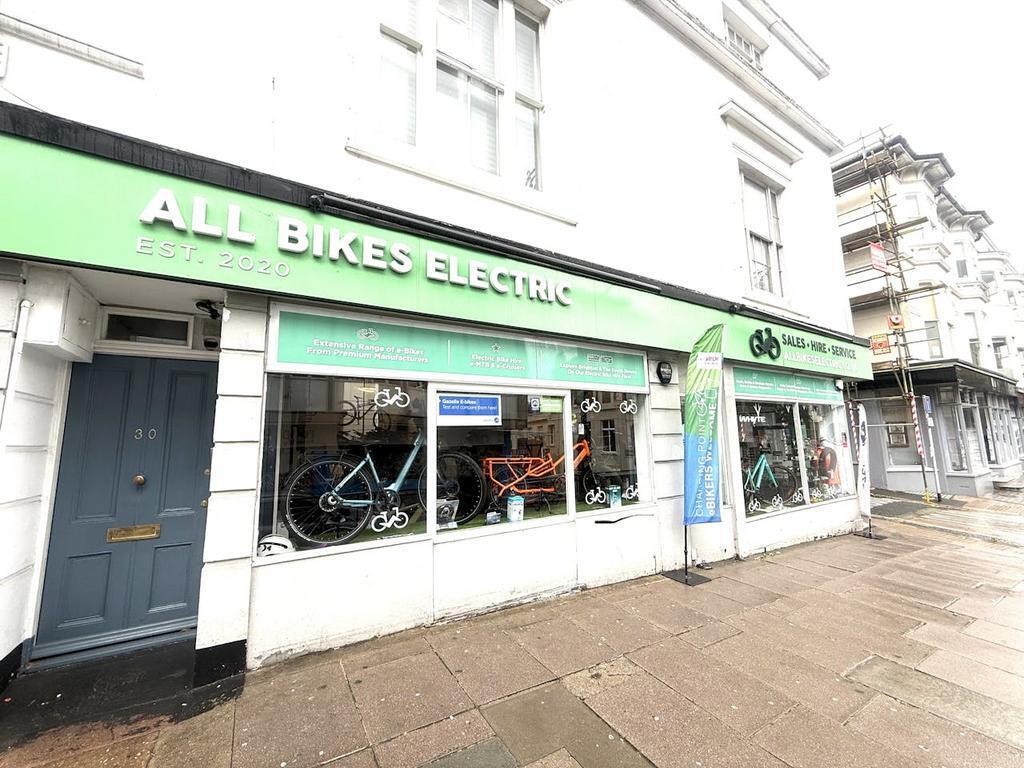 30-31 Queens Rd, Brighton à louer Photo de l’immeuble– Image 1 sur 12