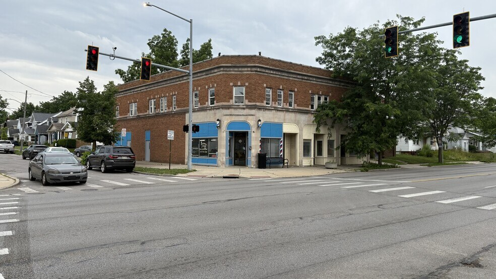 1469-1473 W Sylvania Ave, Toledo, OH à louer - Photo de l’immeuble – Image 1 sur 4