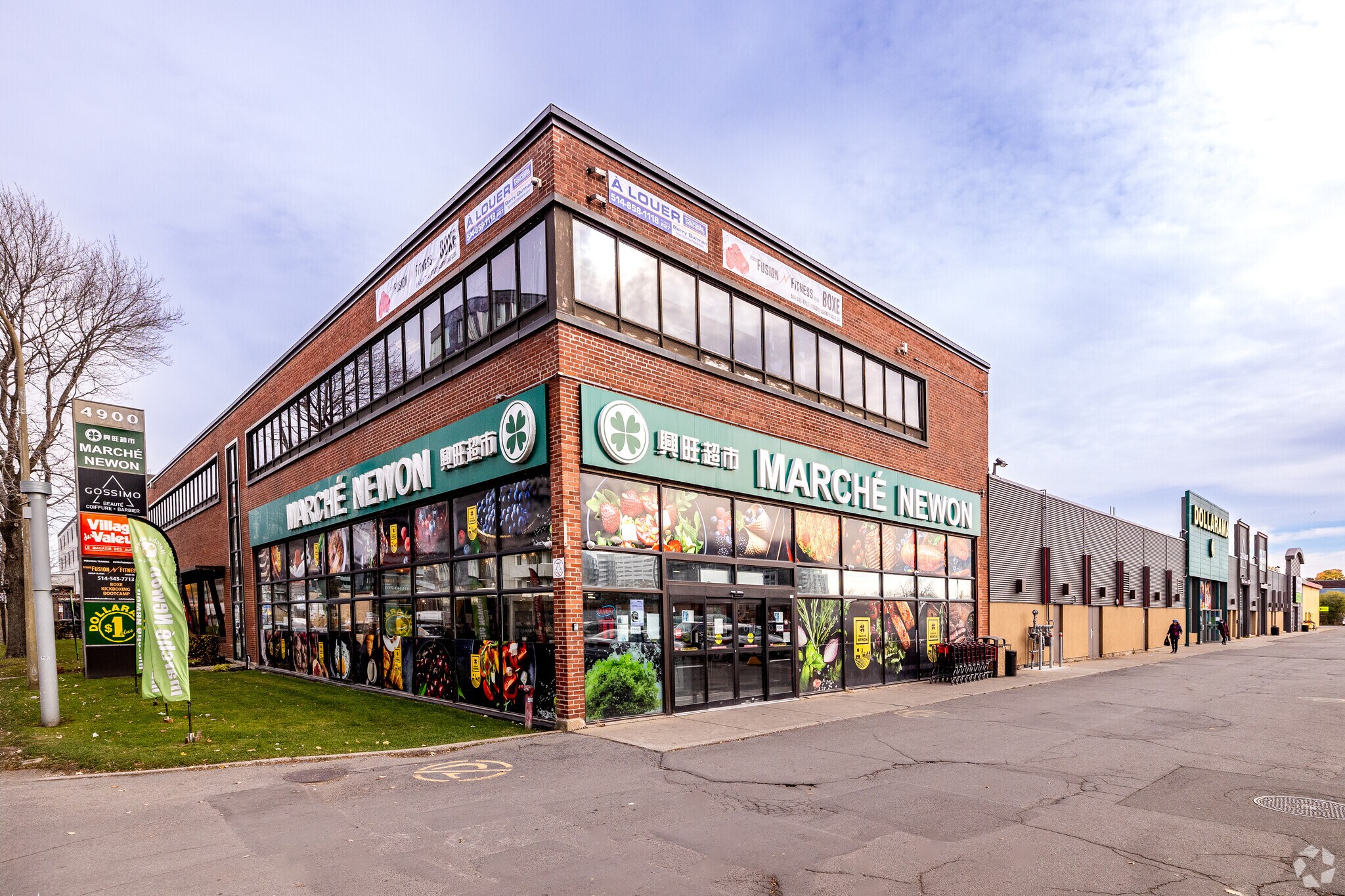 4890-4910 Rue Jean-Talon O, Montréal, QC à louer Photo principale– Image 1 sur 11
