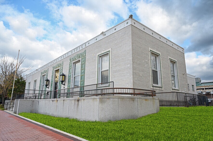 19 Clifton Ave, Lakewood, NJ à louer - Photo de l’immeuble – Image 2 sur 12