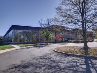 Plus de détails pour 355 Maple Ave, Harleysville, PA - Local d'activités à louer