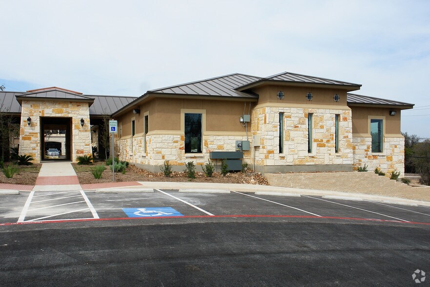 3519 Paesanos Pky, Shavano Park, TX à louer - Photo de l’immeuble – Image 1 sur 18