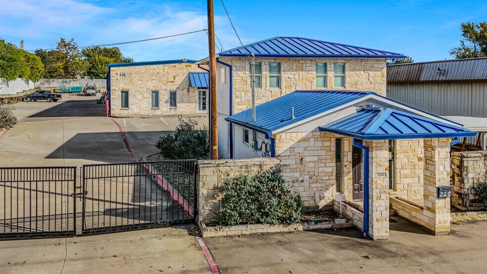 618 S Belt Line Rd, Irving, TX à louer - Photo de l’immeuble – Image 1 sur 36