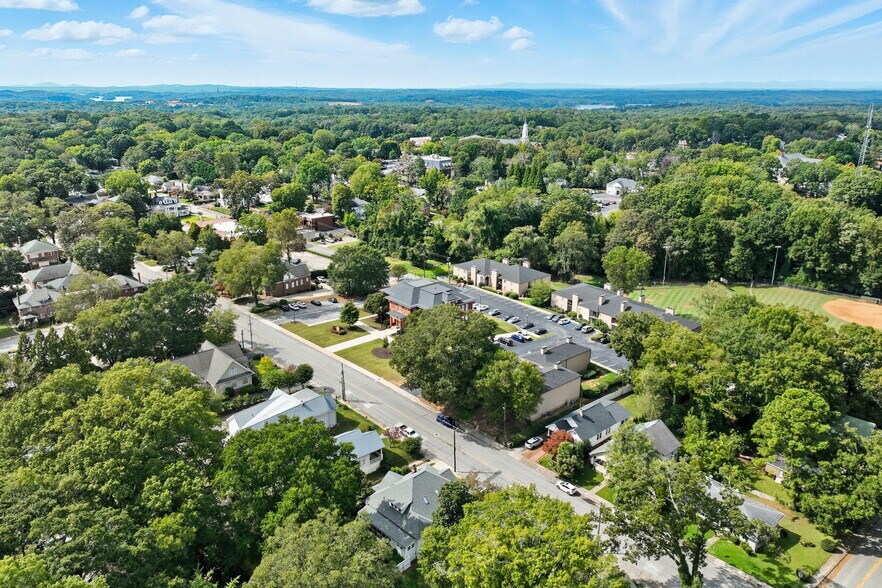 610 Candler St, Gainesville, GA à vendre - Photo de l’immeuble – Image 3 sur 28