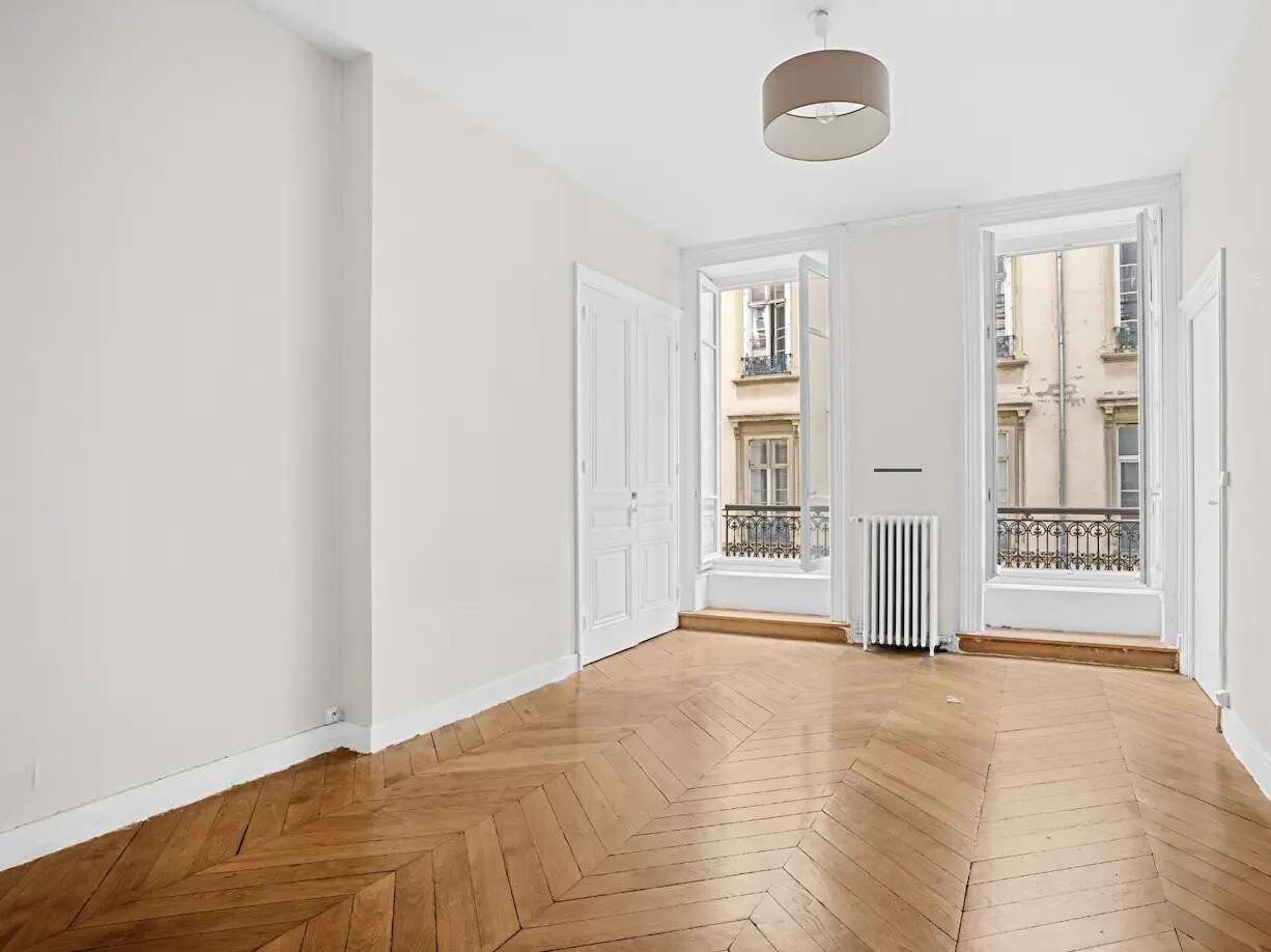 Bureau dans Paris à louer Photo de l’immeuble– Image 1 sur 5