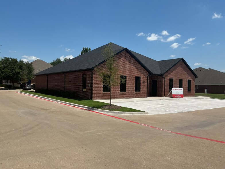 2806 Prince George Ave, DeSoto, TX à vendre - Photo de l’immeuble – Image 3 sur 4