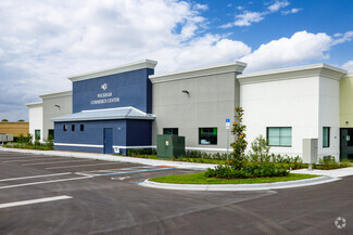 Plus de détails pour 310 N Wickham Rd, Melbourne, FL - Industriel/Logistique à louer