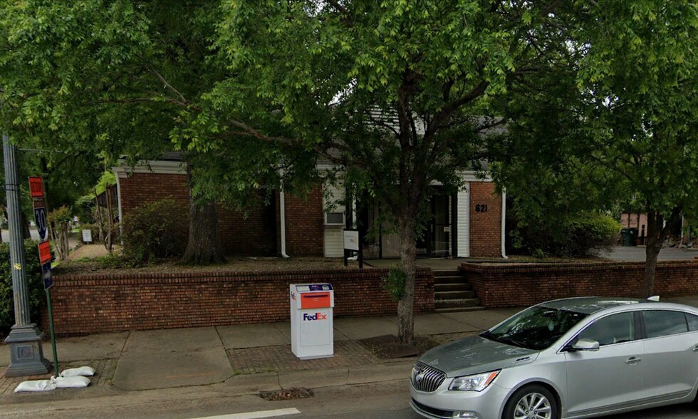 621 E Capitol Ave, Little Rock, AR à louer - Photo de l’immeuble – Image 1 sur 3