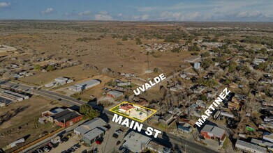 1710 Second St, Pleasanton, TX - Vue aérienne  vue de carte - Image1