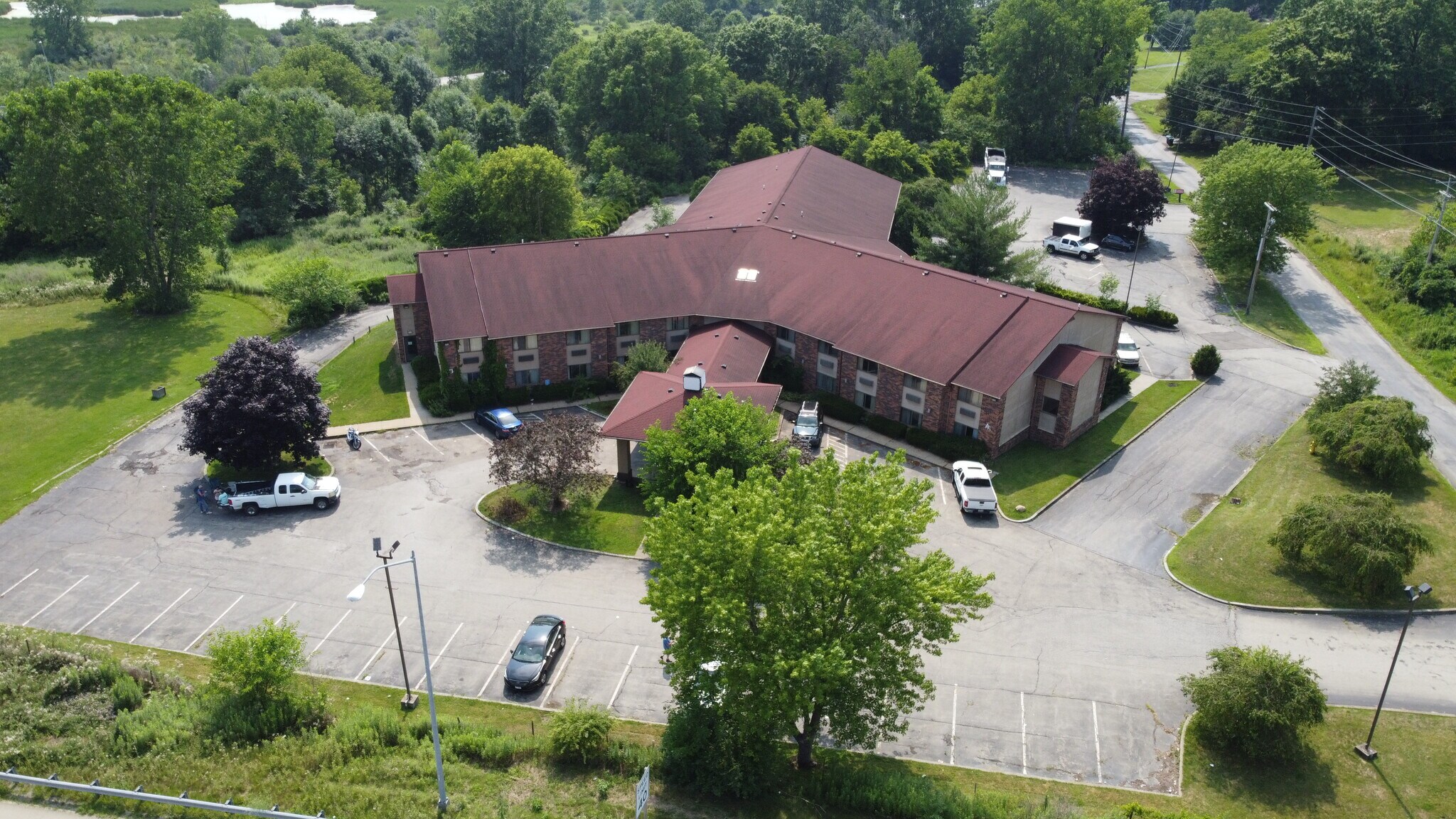 2700 Wilson Rd, Hermitage, PA à vendre Photo de l’immeuble– Image 1 sur 30
