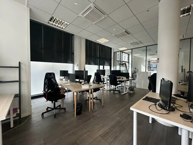 Plus de détails pour 25 Rue Bossuet, Lyon - Bureau à louer