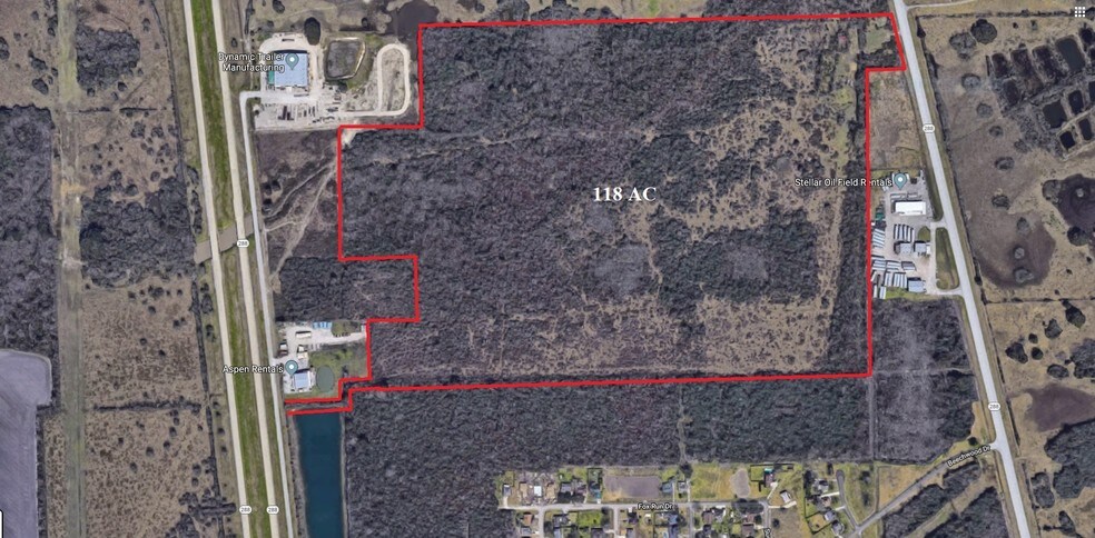 118 Acres, Angleton, TX à vendre - Aérien – Image 1 sur 3