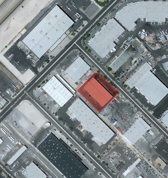 Price reduced for fast Sale by $600,000. $183.00 a sq. ft., North Las Vegas, NV à vendre - Aérien – Image 3 sur 20