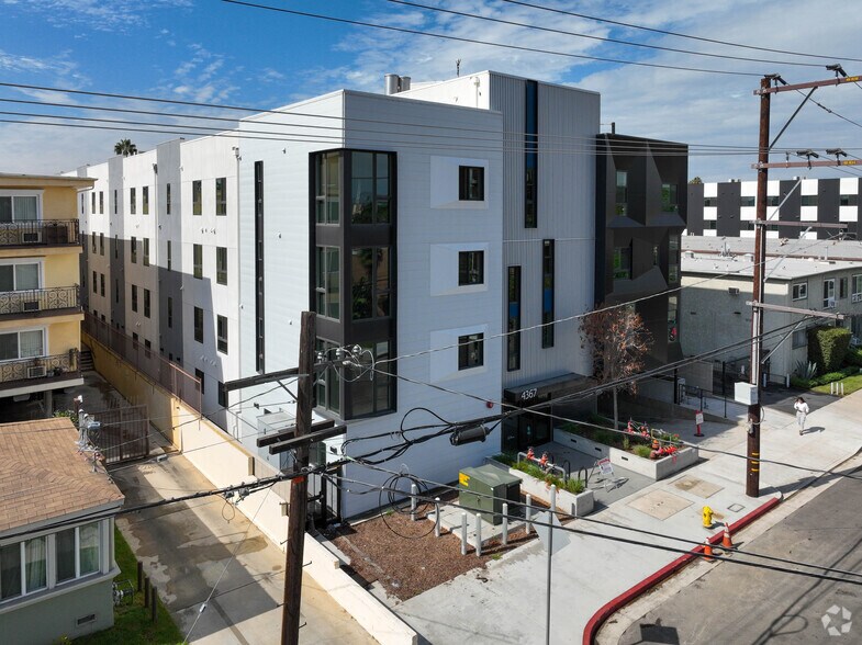 4367 Berryman Ave, Los Angeles, CA à vendre - Photo de l’immeuble – Image 2 sur 5