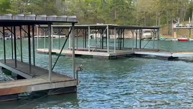 5885 Bay View Dr, Buford, GA à vendre - Vidéo sur l’annonce professionnelle – Image 2 sur 3
