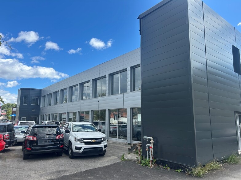 6320 Rue Saint-Jacques, Montréal, QC à vendre - Photo de l’immeuble – Image 2 sur 8