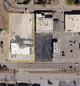 Plus de détails pour 2617-2621 NW Cache Rd, Lawton, OK - Local commercial à vendre