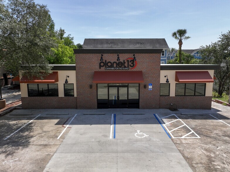 309 N Woodland Blvd, Deland, FL à vendre - Photo de l’immeuble – Image 1 sur 12