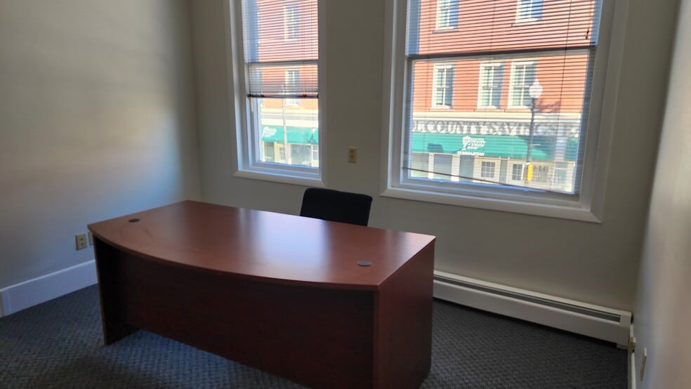 14-18 Broadway, Taunton, MA à louer - Photo intérieure – Image 3 sur 38