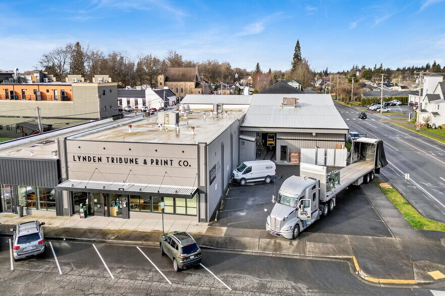 113 6th St, Lynden, WA à louer - Photo principale – Image 1 sur 6