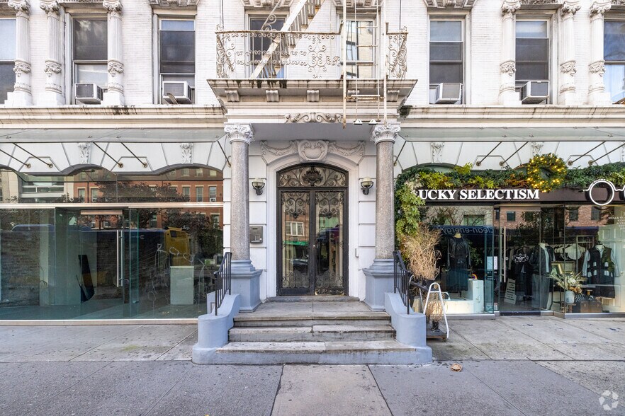 344-346 W 14th St, New York, NY à louer - Photo de l’immeuble – Image 3 sur 4