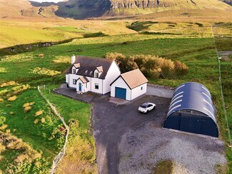 Plus de détails pour Hilltop House and Agricultural Building, Portree - Hôtellerie à vendre