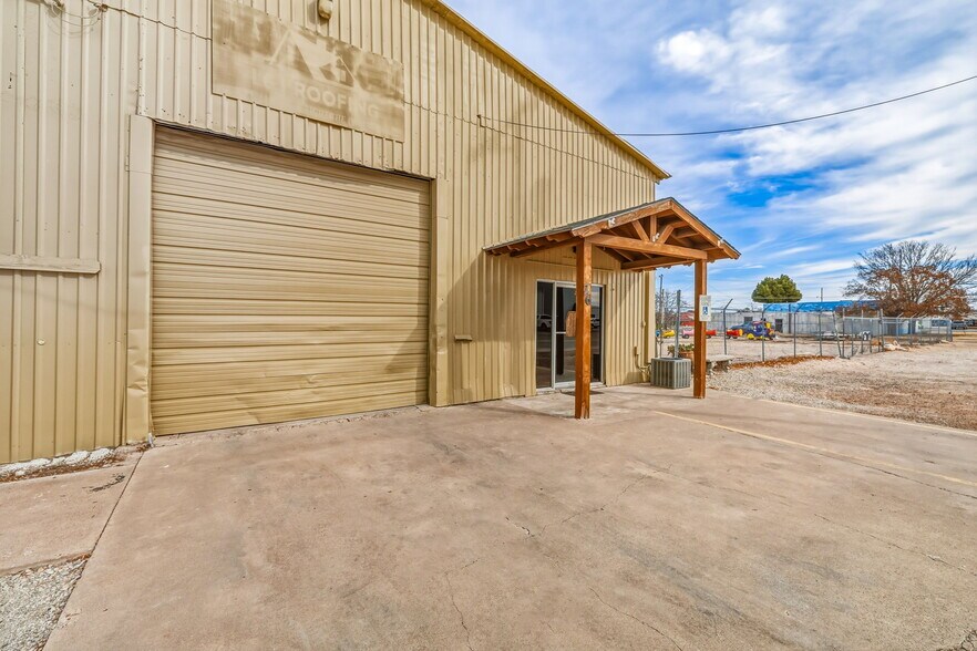 26 W Washington Dr, San Angelo, TX à vendre - Photo de l’immeuble – Image 3 sur 30