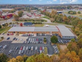 Plus de détails pour 3948 Forest Oaks Ln, Mebane, NC - Local d’activités à vendre