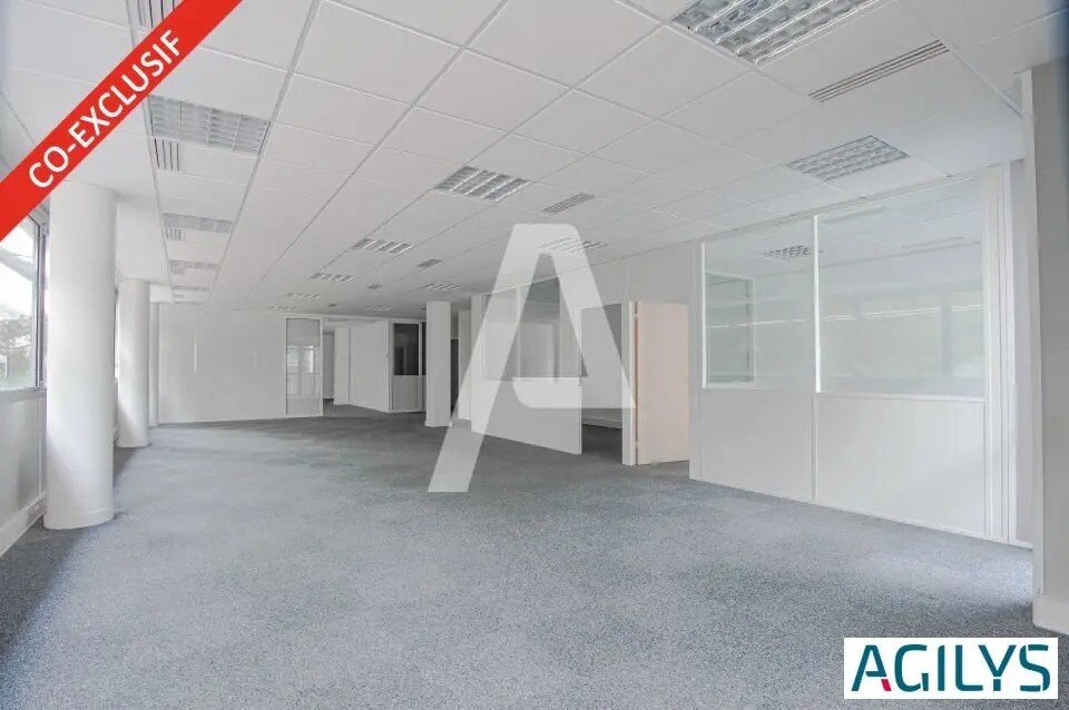 Bureau dans Orsay à louer Photo de l’immeuble– Image 1 sur 14