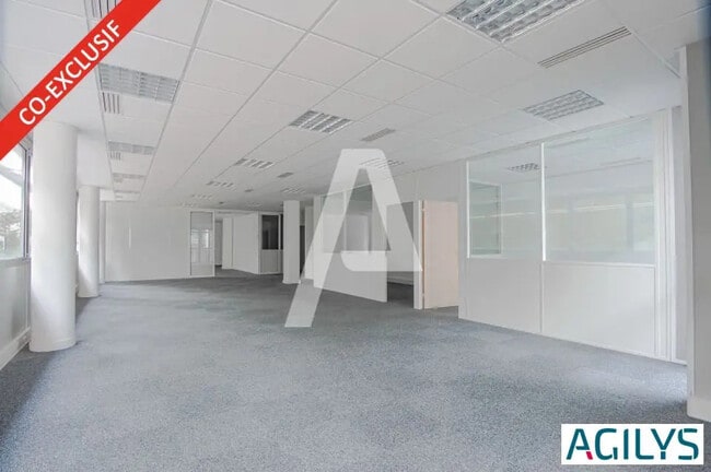 Plus de détails pour Bureau à louer