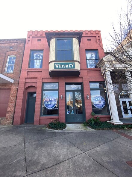 116 Courthouse Sq, Edgefield, SC à louer - Photo de l’immeuble – Image 2 sur 27