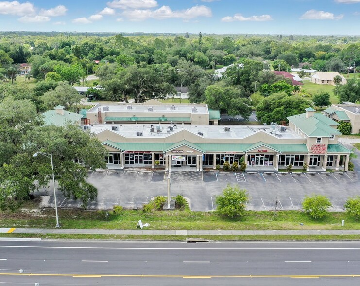 505 W Hickpochee Ave, Labelle, FL à louer - Photo de l’immeuble – Image 1 sur 5