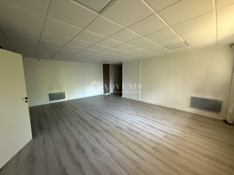 52 Rue D'Emerainville, Croissy-Beaubourg à vendre - Photo intérieure – Image 2 sur 7