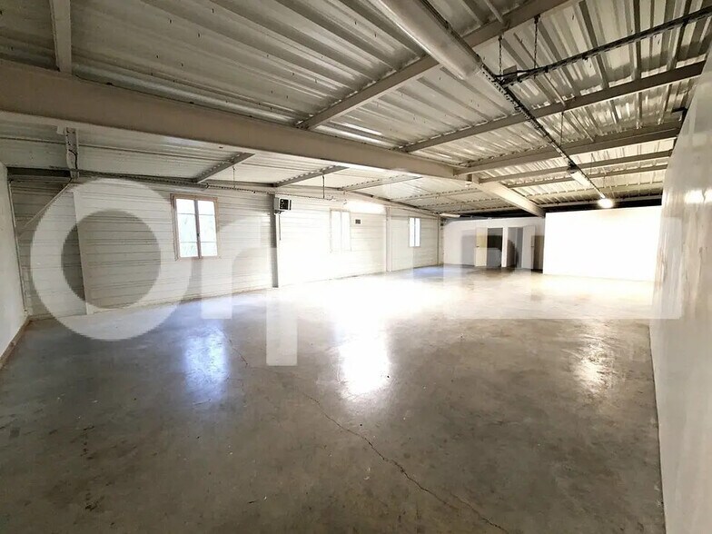 Local commercial dans Villers-Cotterêts à louer - Photo de l’immeuble – Image 2 sur 7