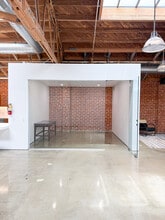 1745 Berkeley St, Santa Monica, CA à louer Photo intérieure– Image 1 sur 7