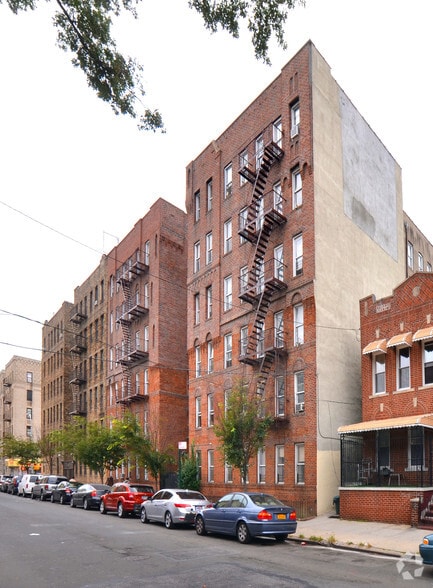 Matsia Properties Portfolio portefeuille de 7 biens à vendre sur LoopNet.fr - Photo principale – Image 1 sur 6