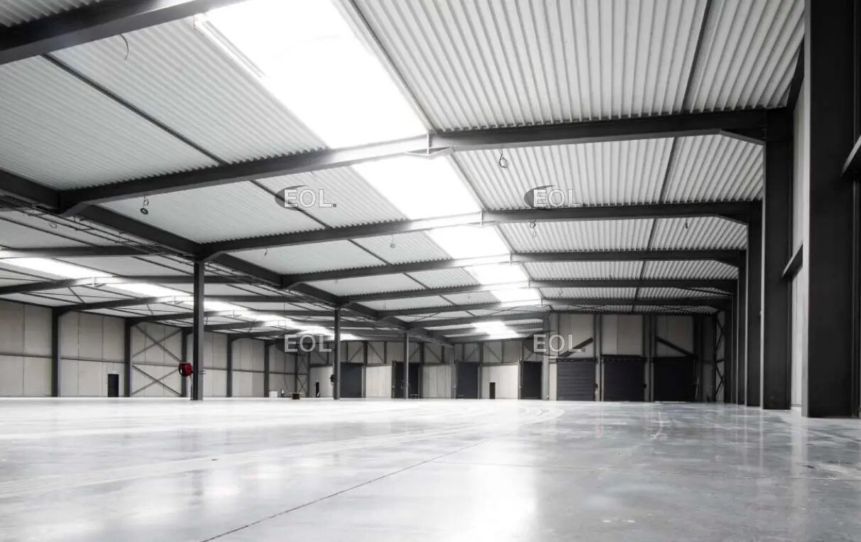 Industriel/Logistique dans Roncq à louer Photo de l’immeuble– Image 1 sur 4