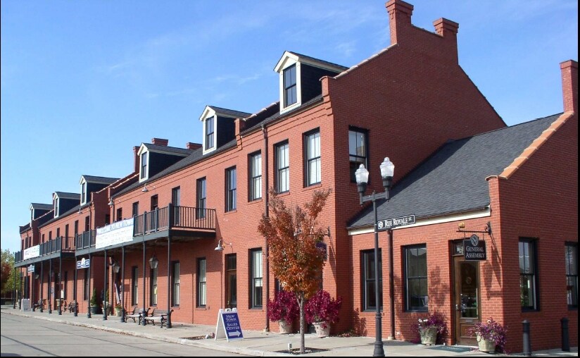 3333-7 Rue Royale, Saint Charles, MO à louer Photo principale– Image 1 sur 12