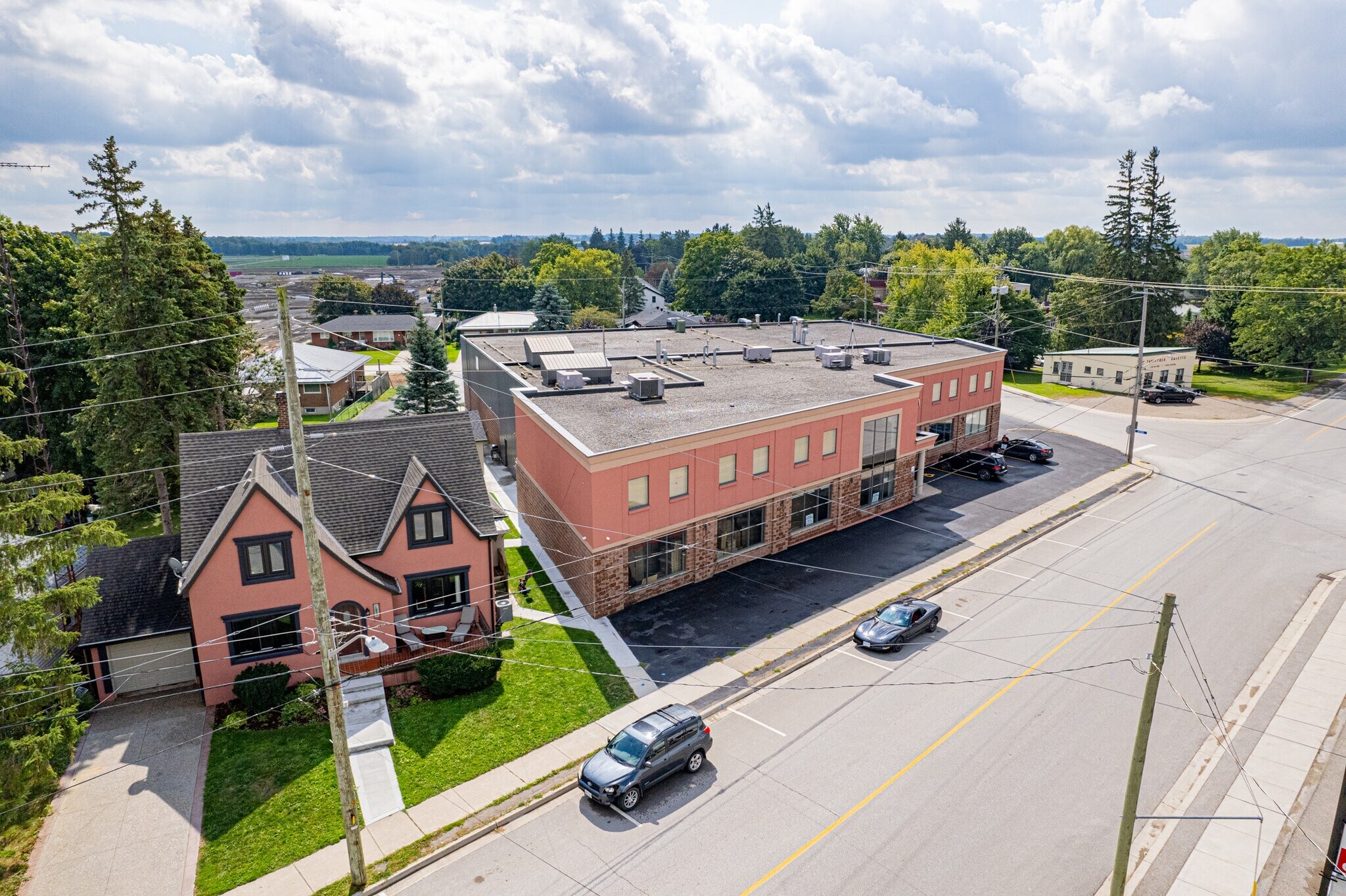 101 Woodstock St S, East Zorra-Tavistock, ON à vendre Photo de l’immeuble– Image 1 sur 20