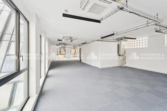 14-18 Rue Chartran, Neuilly-sur-Seine à louer Photo intérieure– Image 2 sur 9