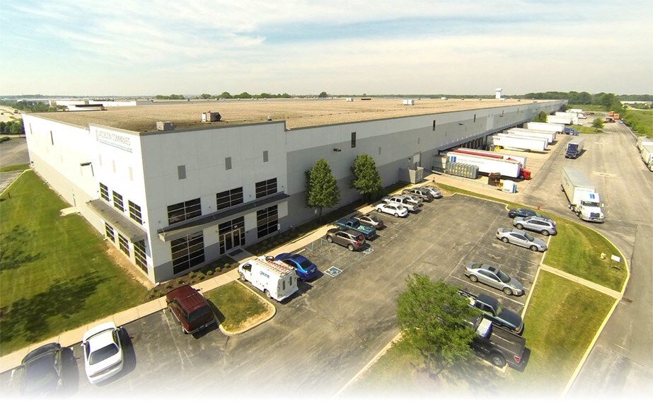600 S Perry Rd, Plainfield, IN à louer - Photo de l’immeuble – Image 2 sur 6